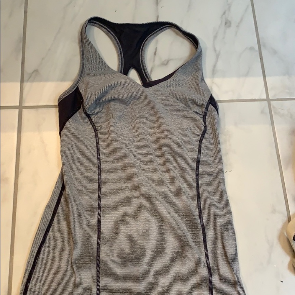 Lulu lemon tank